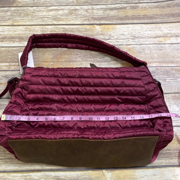 Sol and Selene quilted nylon burgundy Shoulder Tote Bag - Picture 12 of 13